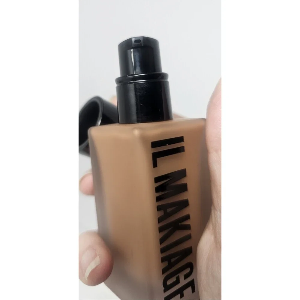 IL Makiage Woke Up Like This Flawless Base Foundation In Shade #185